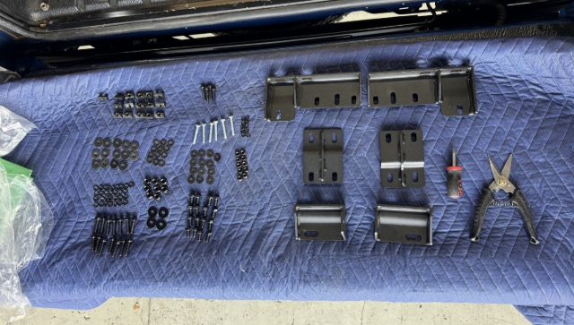 <p>Unbox all the provided fitting kit hardware. </p><p><br>This should contain:</p><p></p><ul><li><p>Hex flange nut M6 × 10</p></li><li><p>Spring washer D8 × 30</p></li><li><p>Spacer D8_22_2 × 14</p></li><li><p>Hex head bolt (full thread) M8 × 30 × 14</p></li><li><p>Hex head bolt (full thread) M6 × 40 × 6</p></li><li><p>Hex head bolt (full thread) M8 × 16 × 16</p></li><li><p>Flat washer D8 (8 × 16 × 1.6 mm) × 12</p></li><li><p>Spring washer D6 × 10</p></li><li><p>Hex flange nut M8 × 8</p></li><li><p>Flat washer D6 (6 × 18 × 1.6 mm) × 14</p></li><li><p>Hex head bolt (full thread) M6 × 30 × 4</p></li><li><p>Spring clip nut M8 × 16</p></li><li><p>Spacer D8 (8 × 24 × 2 mm) × 4</p></li></ul><p></p>