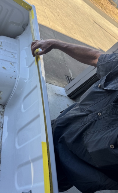 <p><strong>For N80 installation: </strong>Measure from the front of the headboard and mark a line at <strong><em>1250mm</em></strong> on the taped area at the rear. This mark will be the front of the rear bracket.</p>