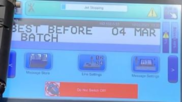 <p>You will need to wait until the jet has
stopped and screen status is ‘Idle’ before
turning Date Printer off.</p>