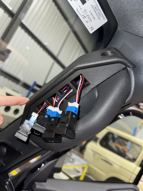 <p>Place the switch panel over and pass the connectors through to then connect them to the 4 switches.</p>