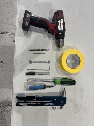 <p><strong>Tools required</strong><br></p><ul><li><p>No2 Phillips screwdriver</p></li><li><p>Masking tape</p></li><li><p>Marking pen</p></li><li><p>3mm Allen key</p></li><li><p>8mm spanner</p></li><li><p>Drill</p></li><li><p>3mm drill bit</p></li><li><p>7.5mm drill bit</p></li><li><p>5mm Rivnut gun</p></li><li><p>Debuting tool</p></li><li><p>Drill stop</p></li></ul><p></p>