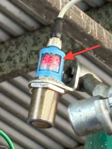 <p>If the air is working check there is power to the system, there are red lights on the 3 Senors above the wand. (if there is no power contact Alex). </p><p></p>