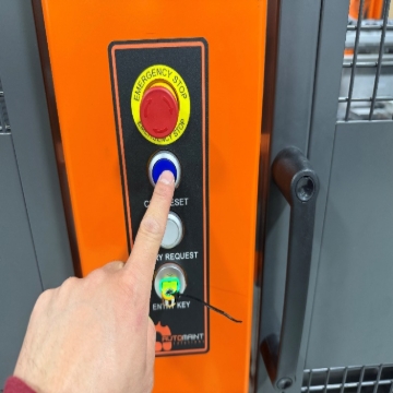 <p>Step 15: Push the flashing ‘CELL RESET’ twice</p>