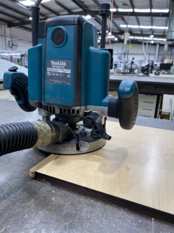 <p>Router Locked Down in cutting position.</p><p>It is not necessary to use the lock and is up to the operator if they prefer to use.</p>
