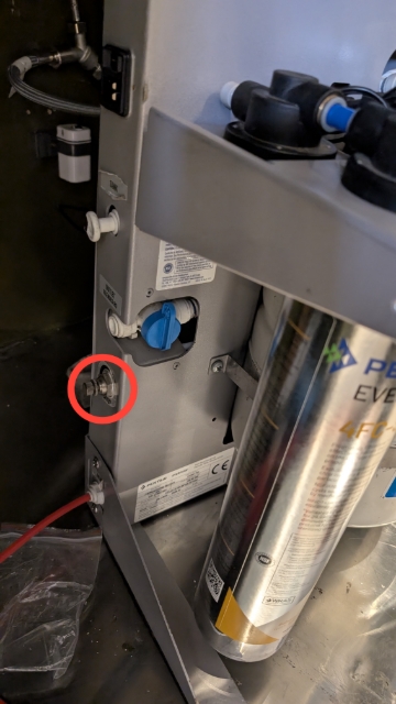<ol><li><p>When all cartridges are flushed, ensure the ball valves are all in their off position.</p></li><li><p>Remove the flush line and replace it with the plug.</p></li><li><p>Install a 3/8" line into the outlet line and ensure this is in a suitable location for water however not completely plumbed in. We will need this line to test the TDS.</p></li><li><p>Set the blend valve to fully closed; clockwise.</p></li><li><p>Open the inlet ball valve, the outlet ball valve to commence saturating the membrane. </p></li></ol><p></p>