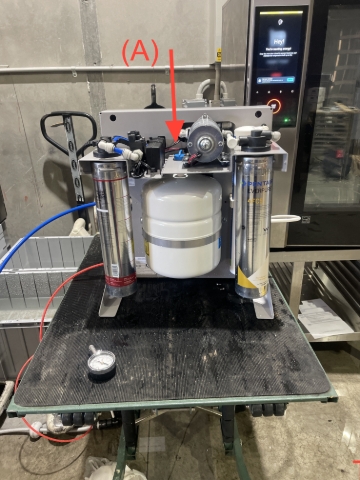 <ol><p><span>When we have a stable outlet TDS of between 50 - 70 ppm the unit is now ready to be connected to the oven.</span></p><li><div>Turn off power and water.</div><div>Turn on tank, this is the blue JG tank valve that is visible (A)</div></li><li><div>Re fit blue cover.</div></li></ol>