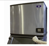 <h3>1.  Remove front panel</h3><p></p><p>Use a Phillips screwdriver to loosen the screw(s) securing the door. Do not remove screw(s) completely; they are secured to prevent loss.</p>