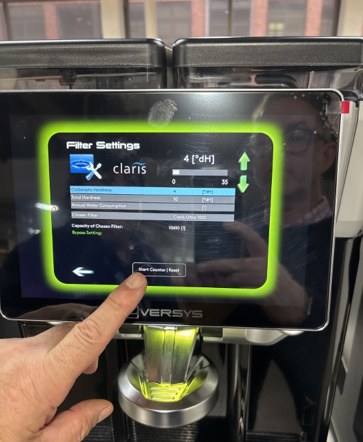 <p>Filter Setting Screen.</p><ol><li><p>From this screen we must enter the correct carbonate hardness of the water the machine is running on. Please enter this under the first parameter carbonate hardness. If unsure please contact your service manager.</p></li><li><p>Do not enter any value for total Hardness or annual water consumption</p></li></ol><p></p>