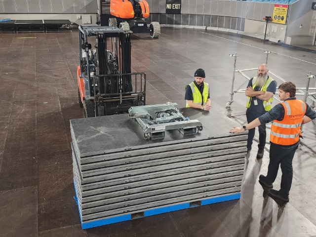 <h1>Setup Workspace</h1><p></p><ul><li><p>Stage panels in the centre</p></li><li><p>Assembled frames on one side</p></li></ul><p></p>