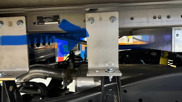 <p><strong>2nd Mount, Both sides</strong></p>
<ul>
<li>Laser Etched "K"</li>
</ul>
