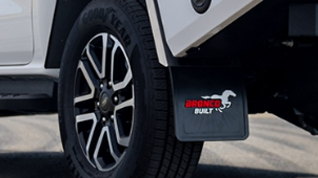 <p><strong>Mud Flaps</strong></p>
<ul>
<li><a href="https://knowby.show/dfabb4bd-f011-4542-a6d7-4cc21ddb1f16">How to fit Mud Flaps</a></li>
</ul>
