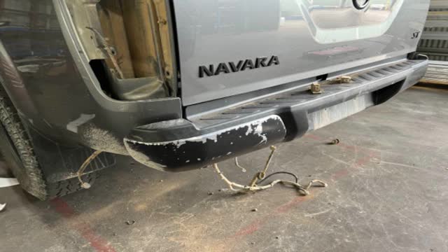<p>Bumper</p>