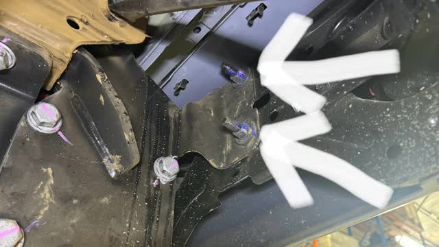 <p>18mm
this shows the passenger side</p>