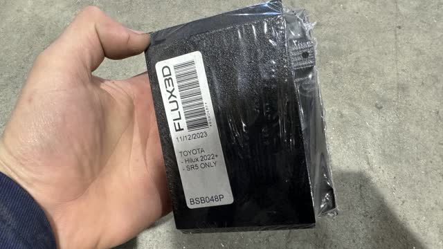 <p>Identify the supplied 3D printed radar holders. part number BSB048P</p>
