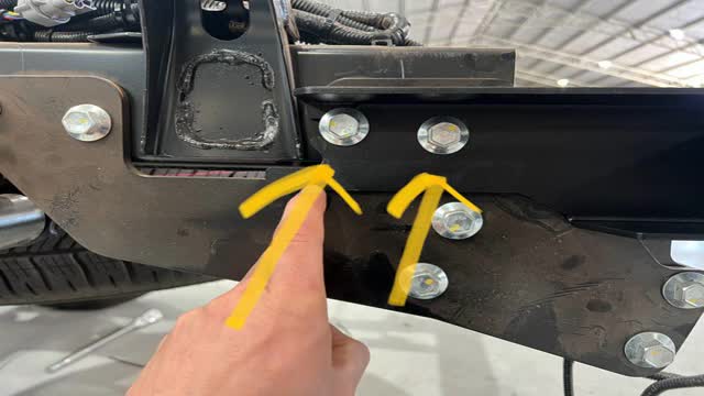 <p>Add the brackets. They will pickup on the Towbar bolts</p>