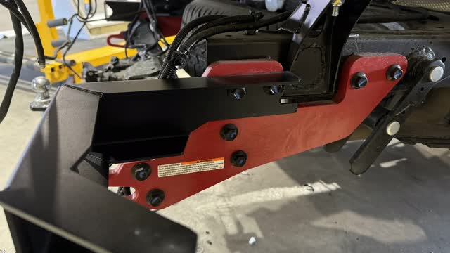 <p>It may also look like this with the red recovery plates showing on some models</p>