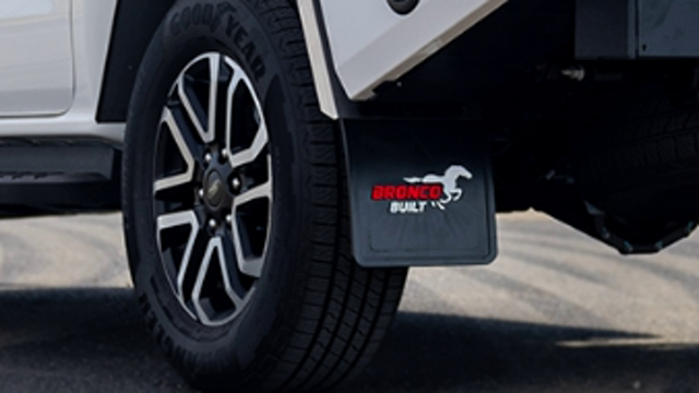 <p><strong>Mud Flaps</strong></p>
<ul>
<li><a href="https://knowby.show/dfabb4bd-f011-4542-a6d7-4cc21ddb1f16">How to fit Mud Flaps</a></li>
</ul>
