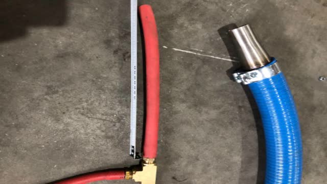 <p>Hose lengths for breather 300mm
15.9mm Red Hose</p>
