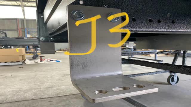 <p><strong>Front Mounts</strong></p>
<ul>
<li>Laser Etched with "J3"</li>
<li>In Front Holes</li>
</ul>