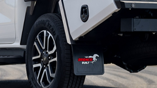 <p><strong>Mud Flaps</strong></p>
<ul>
<li><a href="https://knowby.show/dfabb4bd-f011-4542-a6d7-4cc21ddb1f16">How to fit Mud Flaps</a></li>
</ul>
