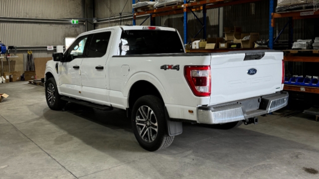 <p><strong>Vehicle Prep</strong></p><ul>
<li><a class="e-rte-anchor" href="https://knowby.show/109f9950-7cb7-4014-a2cf-117057ef0ec1" title="https://knowby.show/109f9950-7cb7-4014-a2cf-117057ef0ec1" target="_blank" aria-label="Open in new window">Remove the Tub </a></li>
</ul>
