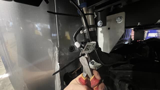 <p>Zip tie everything together</p>