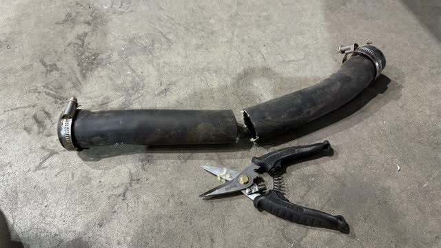 <p>Cut the hose in half</p>