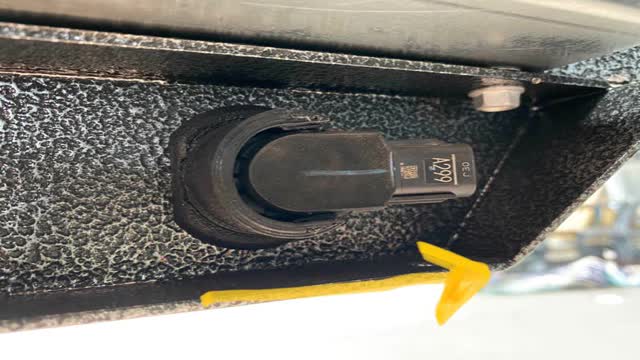 <p>Ensure that sensor tail, faces in (towards the centre of the vehicle)</p>
