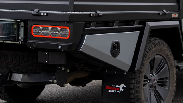 <p><strong>Toolboxes</strong></p>
<ul>
<li><a href="https://knowby.show/3628d3cd-1e21-4279-828c-56680aded3ff">How to fit Rear Toolboxes</a></li>
</ul>
