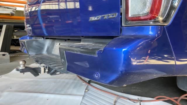 <p>Bumper</p>