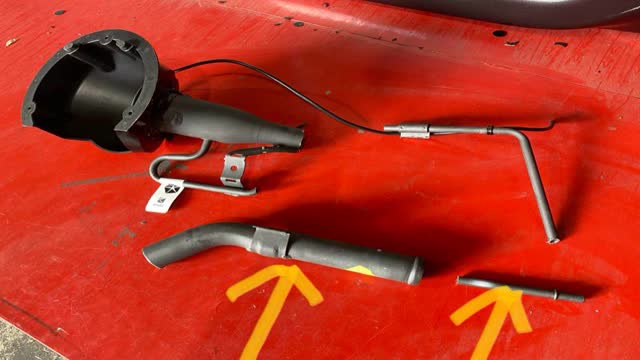 <p>Cut pipes.</p>
<p>Keeping the 2 parts shown by the yellow arrows.</p>