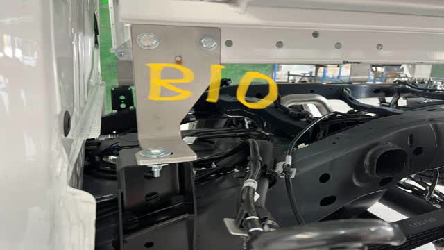 <p><strong>Front Mount, Passenger Side</strong></p>
<ul>
<li>Laser etched with "B10", pass side front</li>
<li>In front holes</li>
</ul>