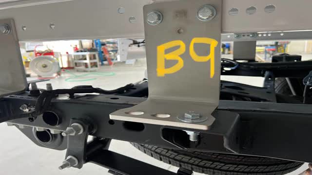 <p><strong>Middle Mounts</strong></p>
<ul>
<li>Laser etched with "B9", middle mounts</li>
<li>1190mm front front of mount to front of this mount</li>
</ul>