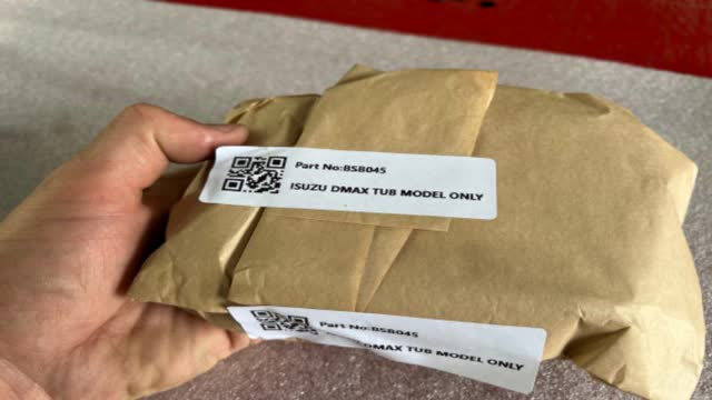 <p>Get the 3D printed parts, part number is BSB045</p>