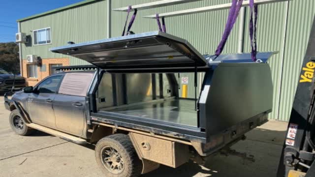 <p>Refit canopy</p>