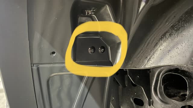 <p>Note: Rivets are here</p>