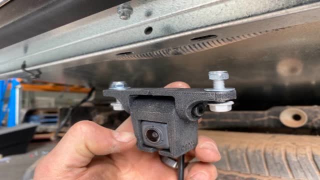 <p>Fit to Camera to Tray.</p>