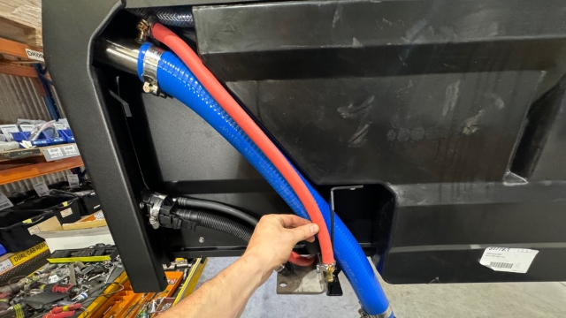 <p>Fuel parts</p>
<p>Blue hose 50mm @ 700mm</p>
<p>Red 12.7mm @ 500mm</p>
<p>1/2 barbed joiner</p>
<p>Standard stainless reducer</p>
