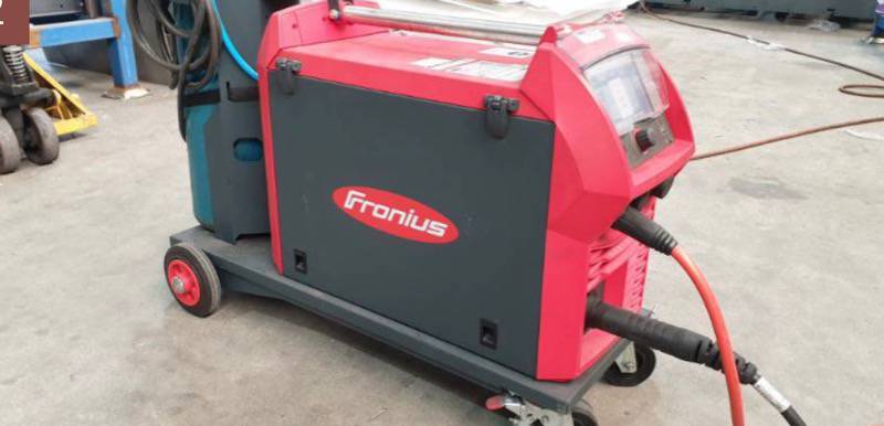 <p>Fronius 320i alum. Mig Settings:</p>
<p>*Amperages change depending on weld edge prep
Frequency- 1.0hz
Duty Cycle- 50%</p>
