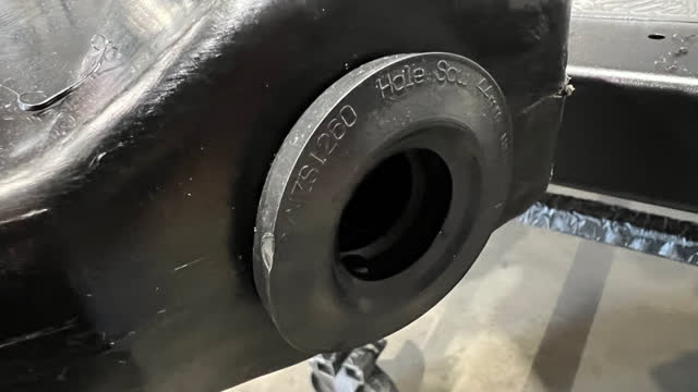 <p>The water tank will be prefitted with a rubber “Wallace Seal”</p>