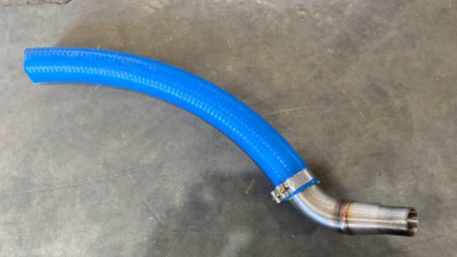 <p>Blue hose 550mm</p>
