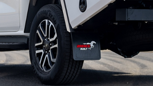 <p><strong>Mud Flaps</strong></p>
<ul>
<li><a href="https://knowby.show/dfabb4bd-f011-4542-a6d7-4cc21ddb1f16">How to fit Mud Flaps</a></li>
</ul>
