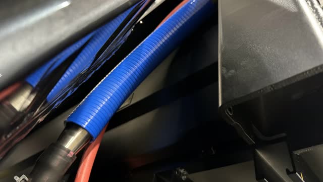 <p>Blue hose 430 mm</p>
