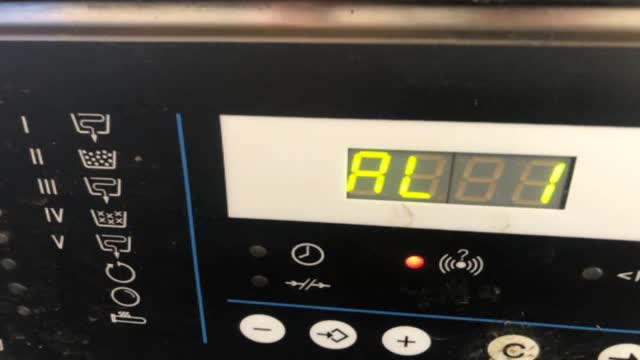 <p>On the wash box make sure there are no alarms signalling, like this one.</p>