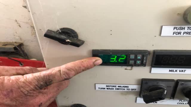<p>The milk temperature will be showing on the milk temp control panel, and the cooling sysyem switch will be on.</p>
<p>If not, you need to follow the Knowby on vat set up after the milk truck has picked up milk.</p>