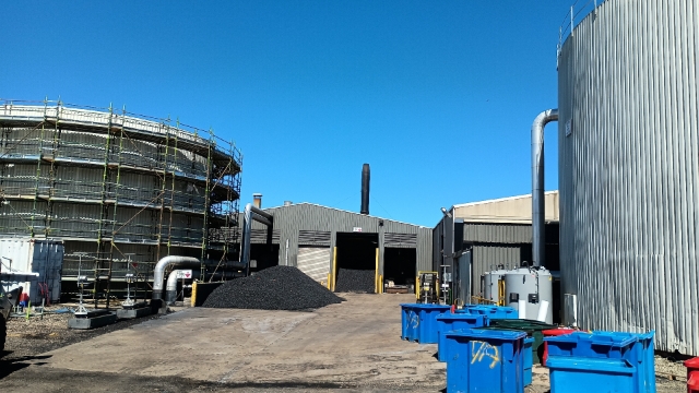 <p>Commence draining of buffers and buffer main pipes by opening fill valves and shock pump tapping valve.</p>
