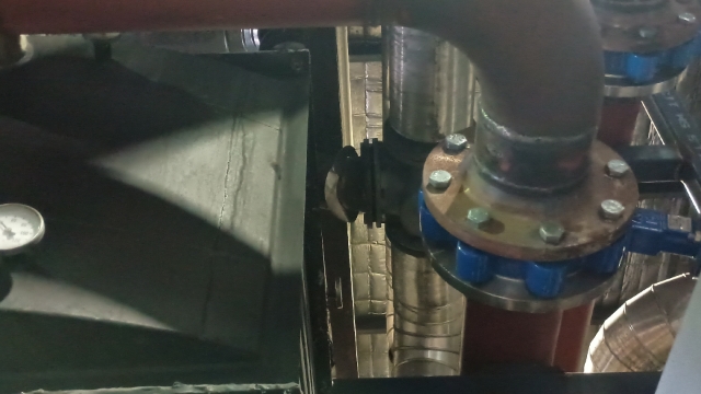 <p>If the removal of the condenser feed pipe from buffer is unsuccessful, utilize a 5th gantry roller system to perform a "pass under" technique to navigate the condenser around the buffer to condenser feed pipe.</p>