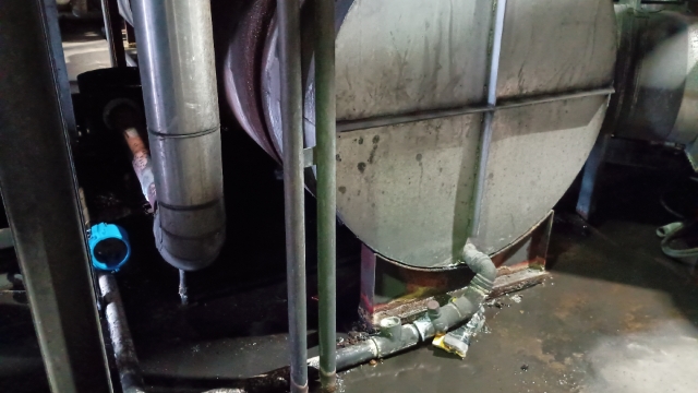 <p>Remove overpressure downpipes and other obstacles that are removable.</p>