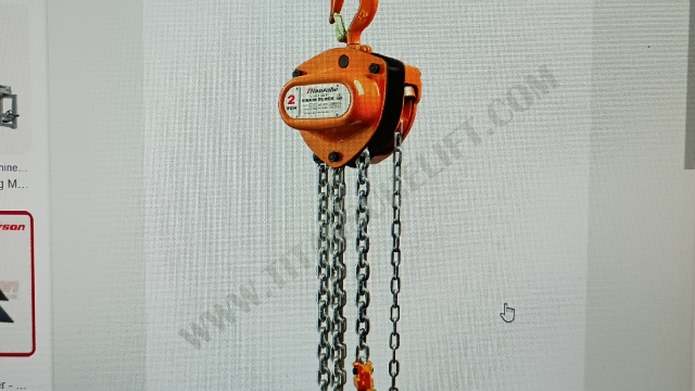 <p>Release and raise the condenser using gantry rollers and endless chains.</p>
