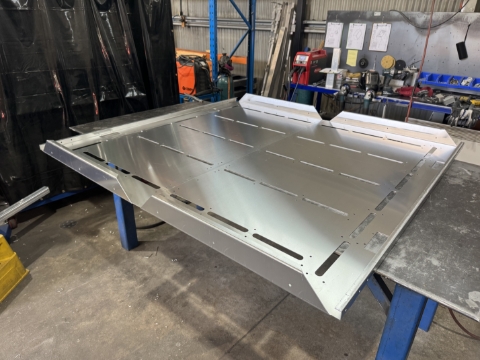 <p>Put the 2 x floor pieces together like this</p><p><br></p><p>1200mm Canopy, Part #:...............</p><p>Dual Cab, Part #:...............<br></p>